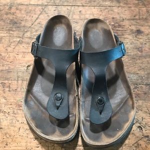 Women’s 8.5 Giza style Birkenstock